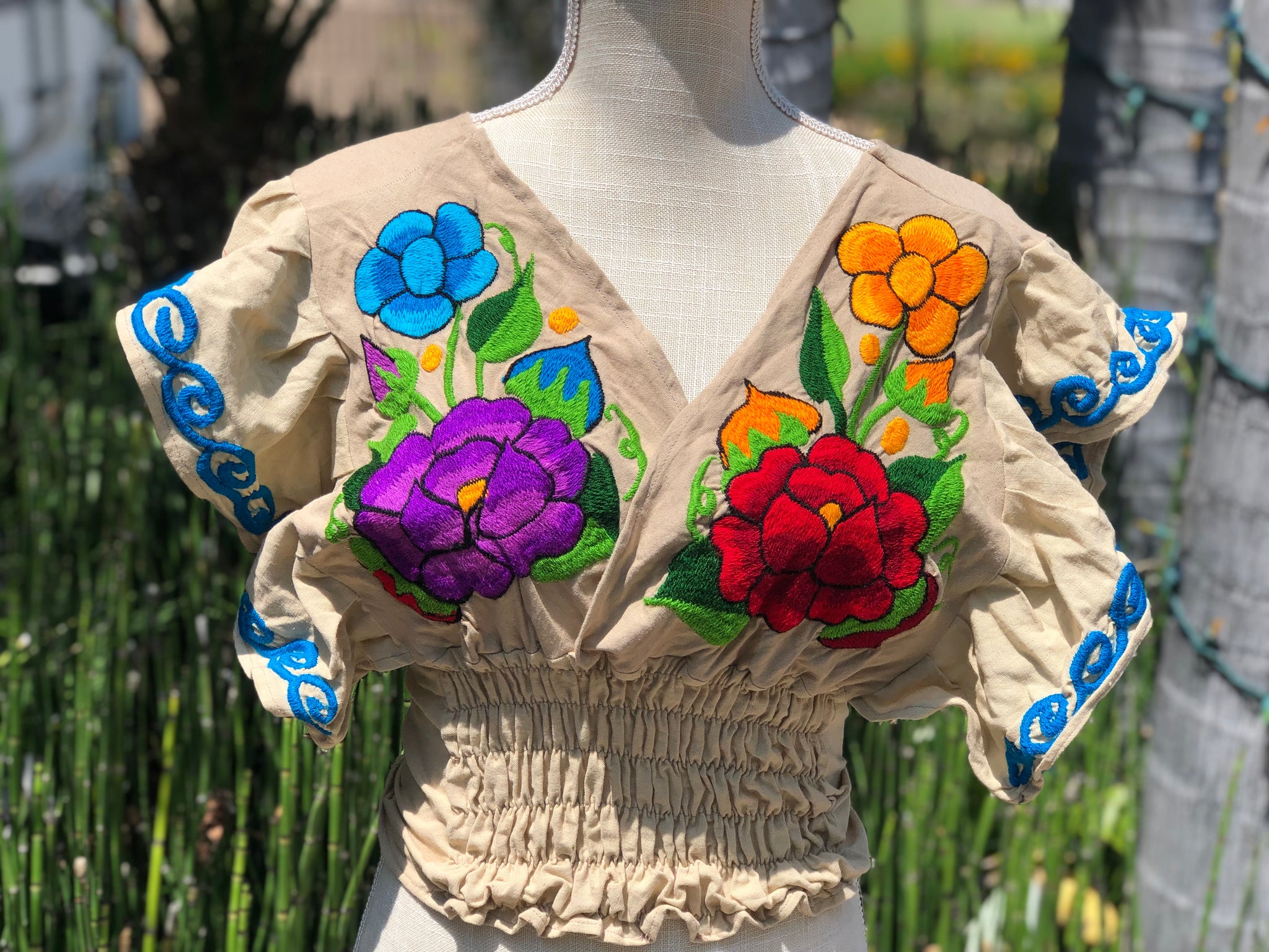 Blusa sales corte mariposa